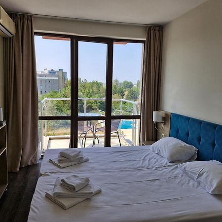 Apart Sun Travel Pantai Sunny Bagian luar foto