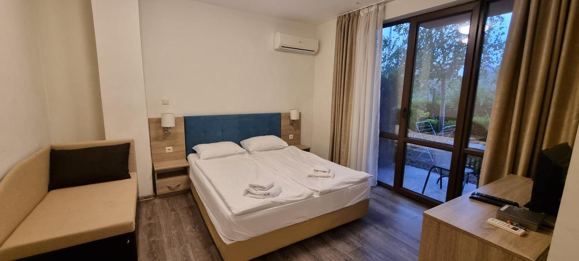 Apart Sun Travel Pantai Sunny Bagian luar foto