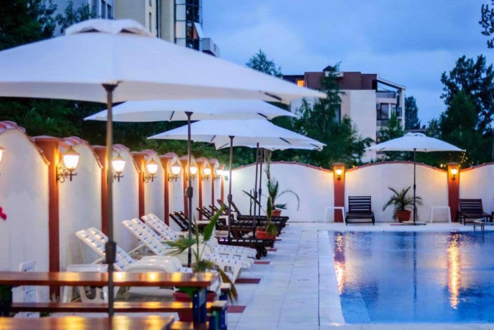 Apart Sun Travel Pantai Sunny Bagian luar foto