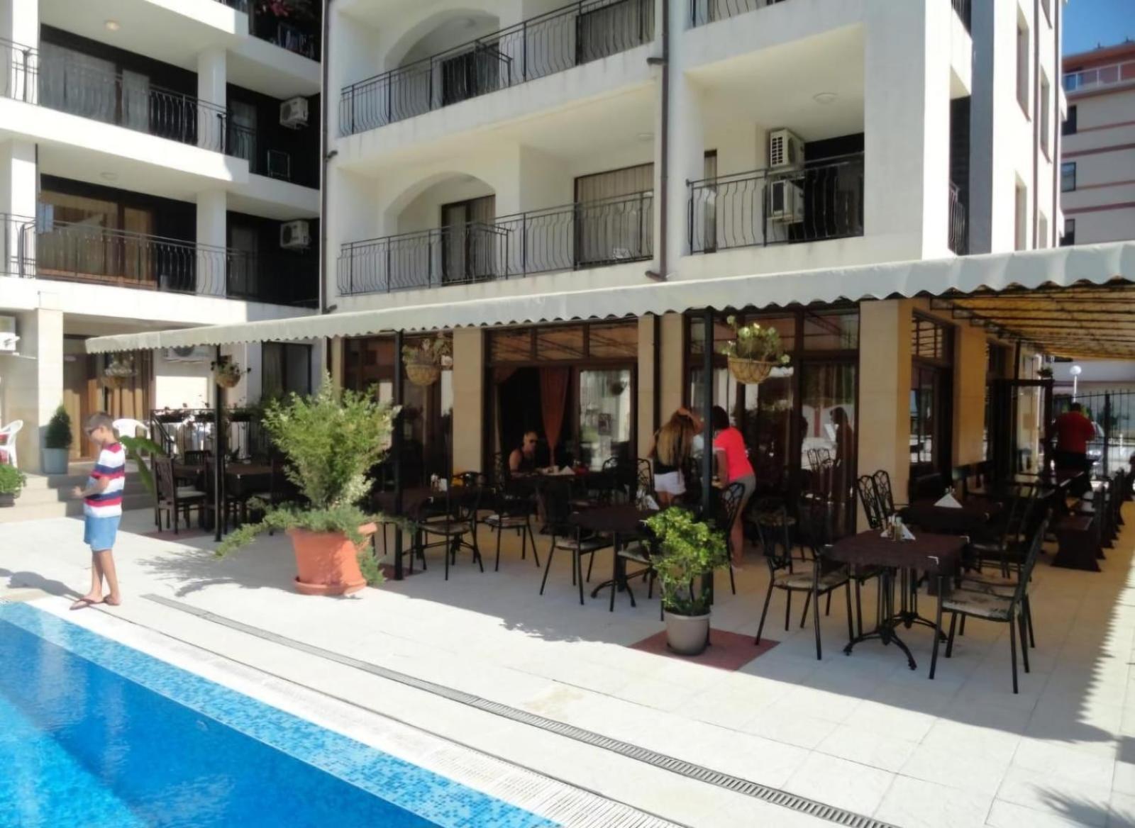 Apart Sun Travel Pantai Sunny Bagian luar foto
