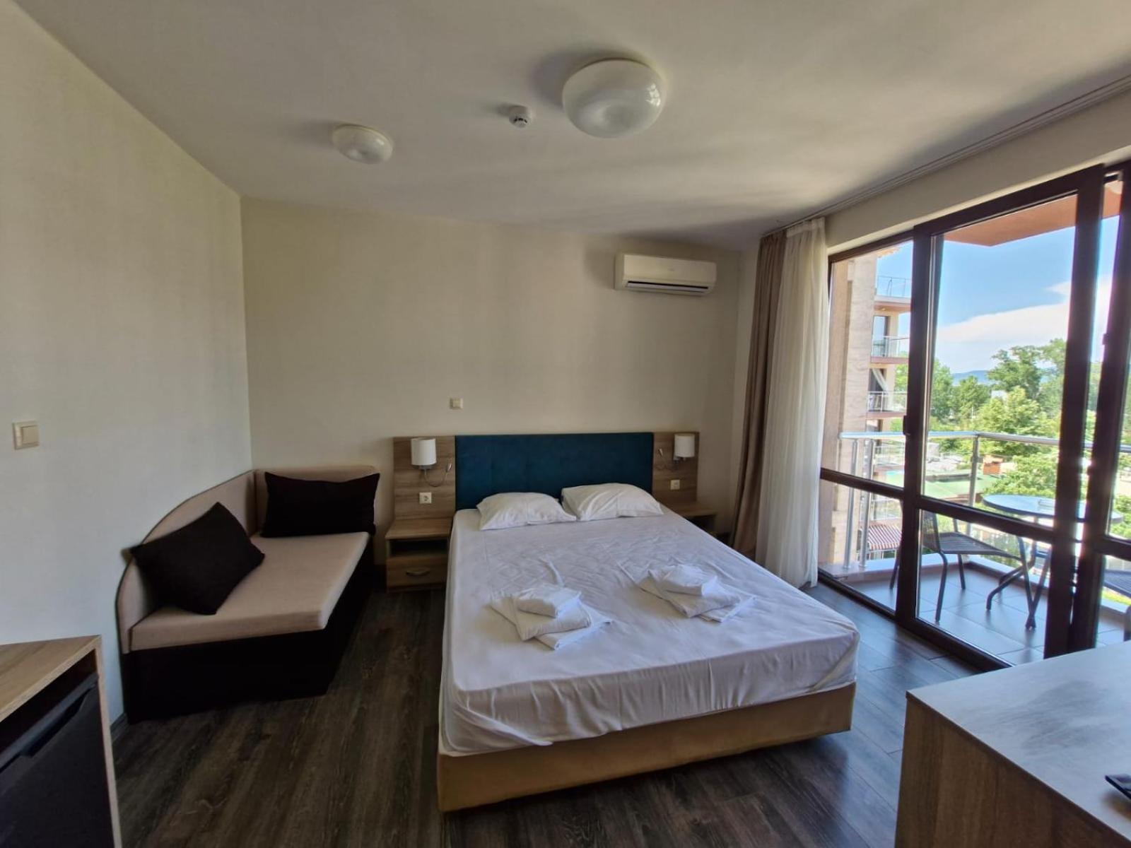 Apart Sun Travel Pantai Sunny Bagian luar foto