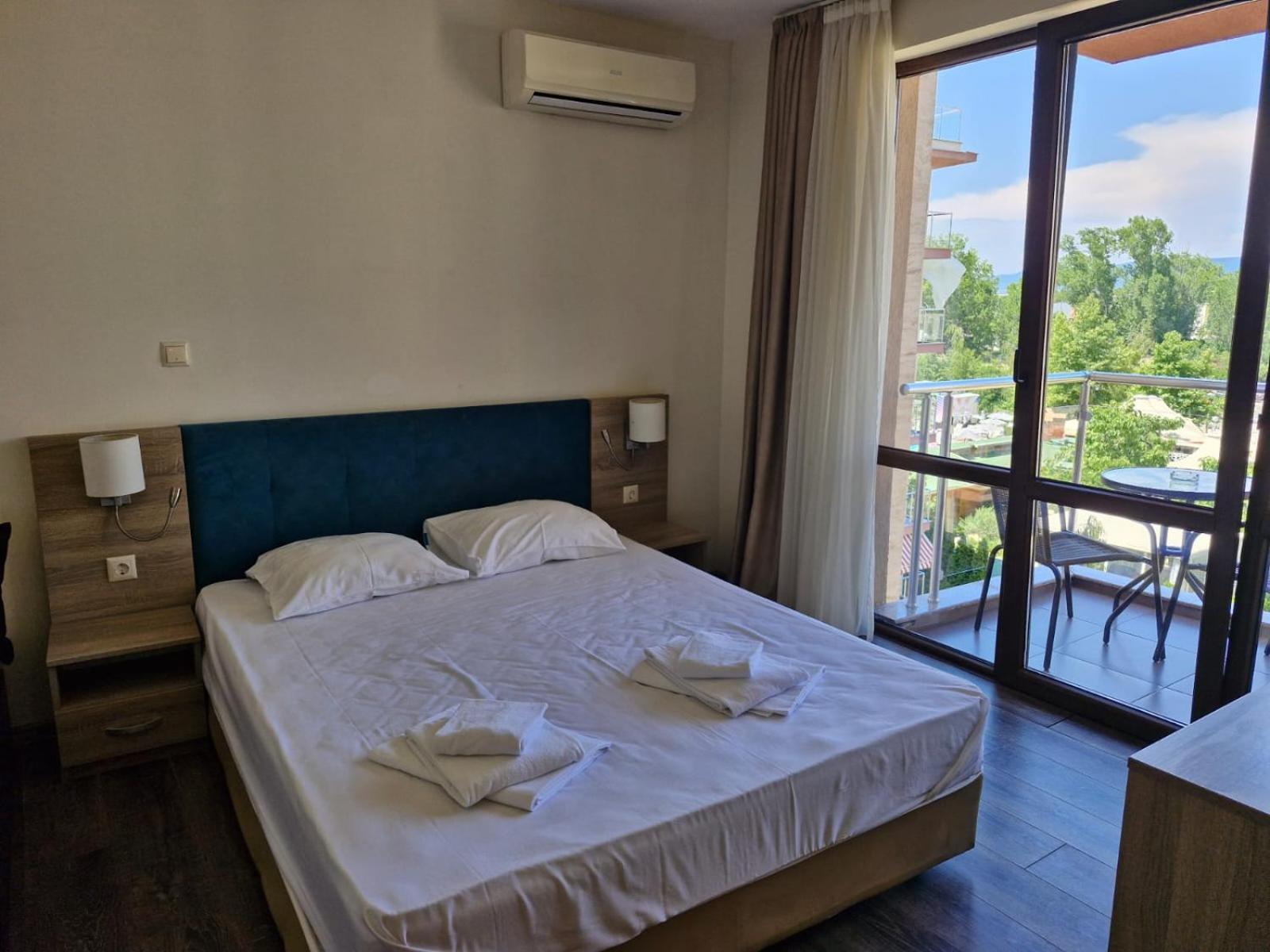 Apart Sun Travel Pantai Sunny Bagian luar foto